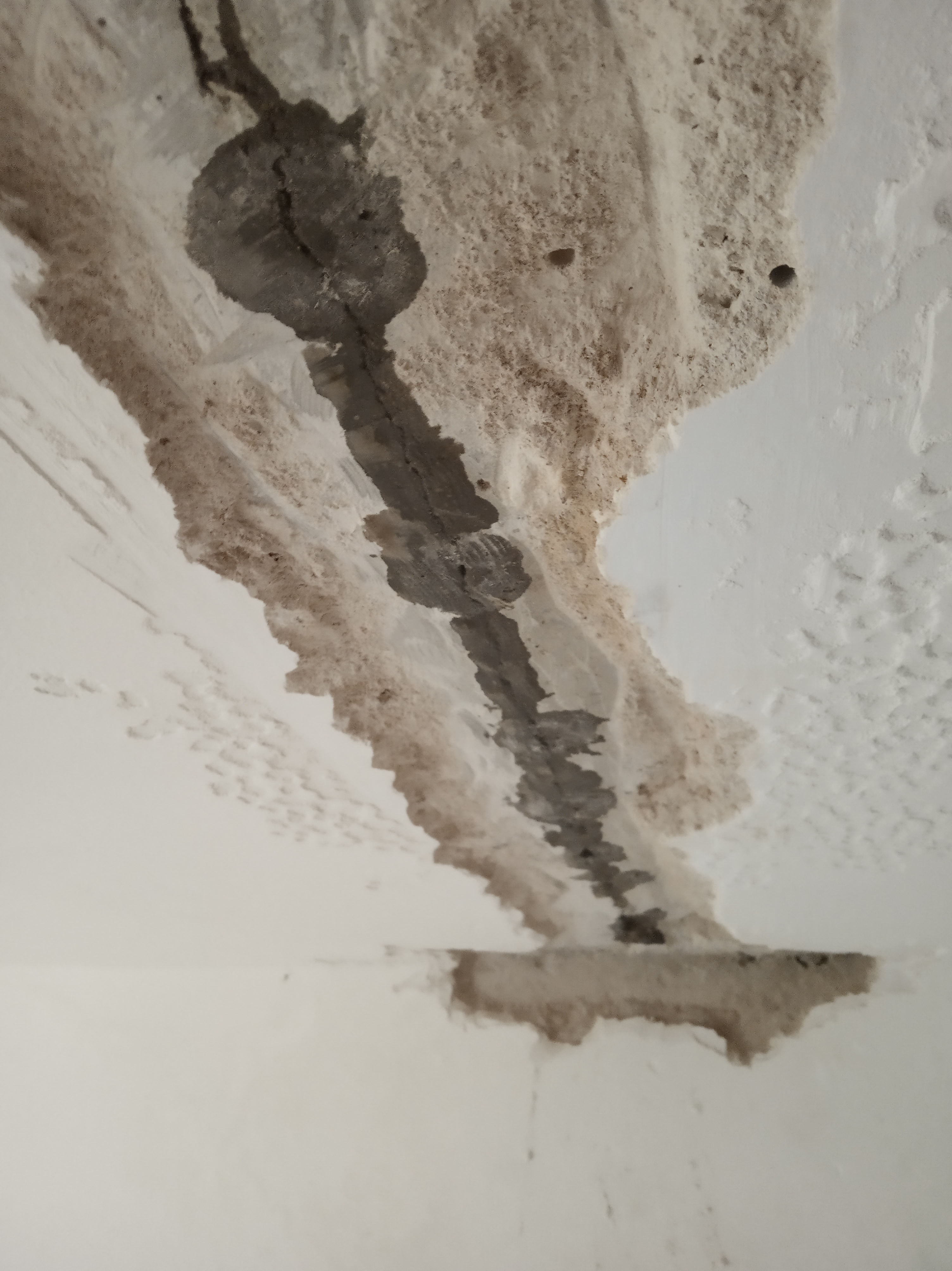 西安楼板裂缝修复及加固施工方案